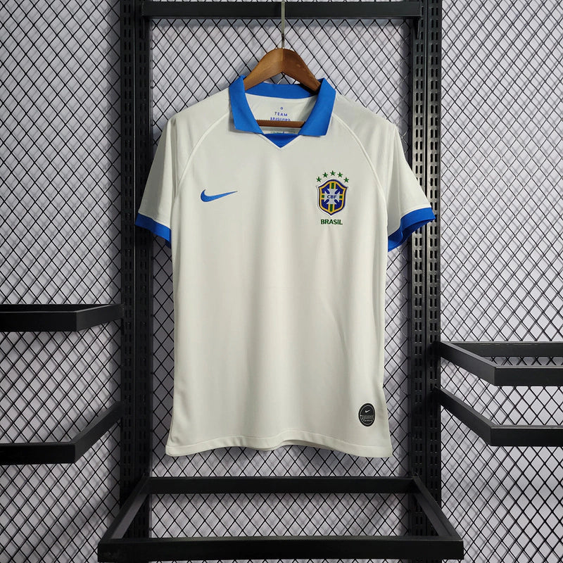 Camisa Retrô Seleção Brasileira 19/2020 | Nike Masculina - Branca 
Desconto de LANÇAMENTO