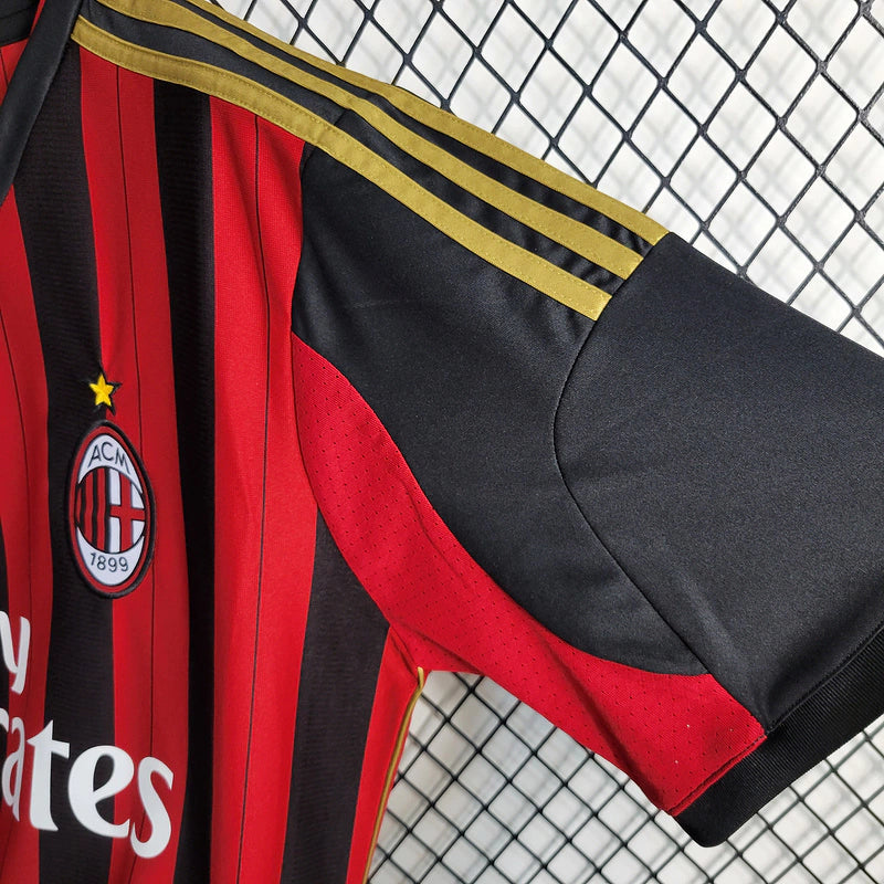 Camisa Milan Retrô 13/2014 | Adidas Masculina - Vermelha 
Desconto de LANÇAMENTO