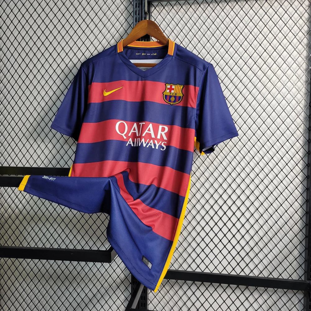 Camisa Barcelona Retrô 15/2016 | Nike Masculina 
Desconto de LANÇAMENTO