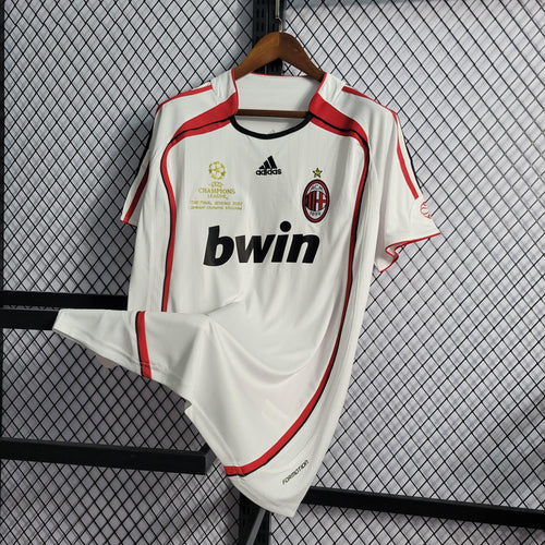 Camisa Retrô Milan 06/2007 | Adidas Masculina - Branca 
Desconto de LANÇAMENTO